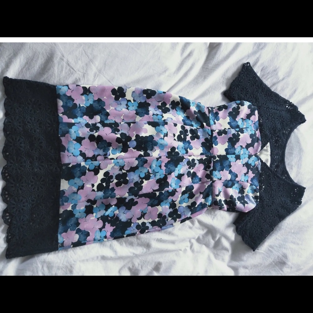Review size 8 - Picture 4 of 5